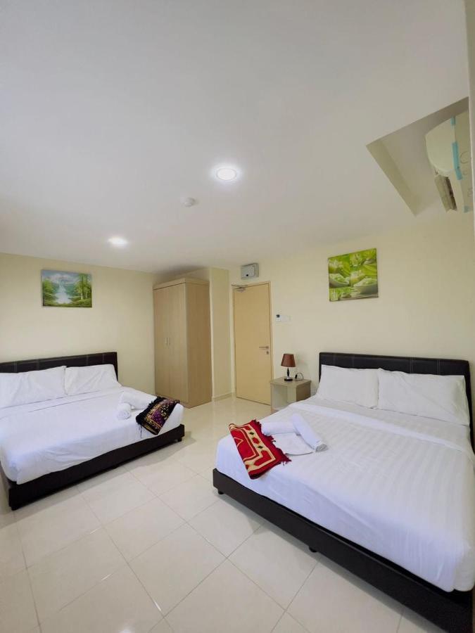 Noor Hotel Kangar Esterno foto